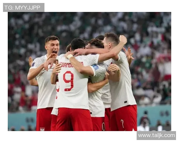 足球场上的奇闻异事:那些你不知道的球星背后趣事与惊人秘密